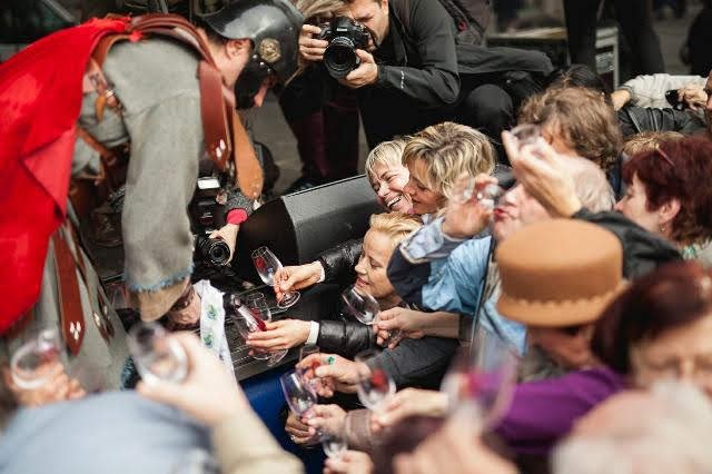 Svatomartinský košt v Brně už počtrnácté.jpg Svatomartinský košt v Brně už počtrnácté