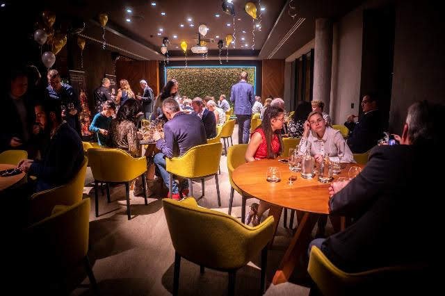 Brněnská Signature slavila na druhou.jpg Brněnská Signature slavila na druhou