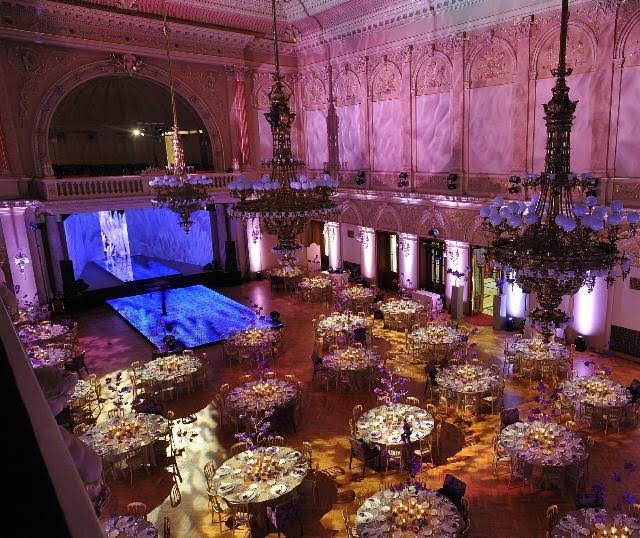 V Paláci Žofín se na Silvestra ocitnete ve filmových 20. letech.jpg V Paláci Žofín se na Silvestra ocitnete ve filmových 20. letech