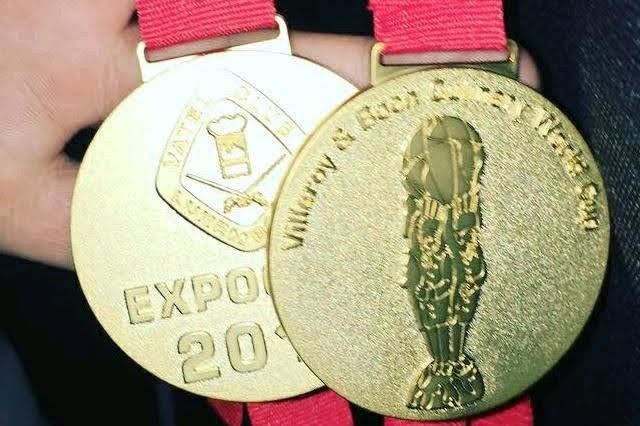 Vojtovy medaile z Lucemburku.jpg Vojtovy medaile z Lucemburku