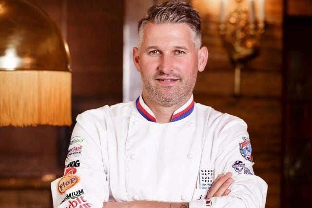 Lídr týmu a master chef Compass Group Jan Horký.jpg Lídr týmu a master chef Compass Group Jan Horký