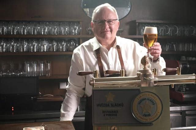 Václav Berka, emeritní vrchní sládek Prazdroje.jpg Václav Berka, emeritní vrchní sládek Prazdroje