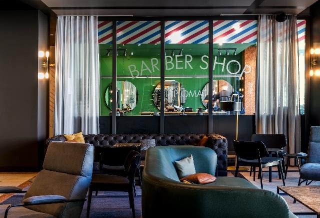 Legendární hotel Diplomat je po celkové rekonstrukci.jpg Legendární hotel Diplomat je po celkové rekonstrukci