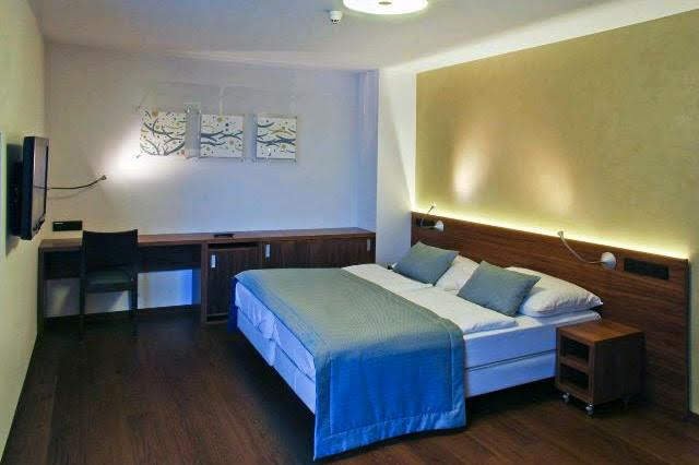 Hotel Carol Praha.jpg Hotel Carol Praha