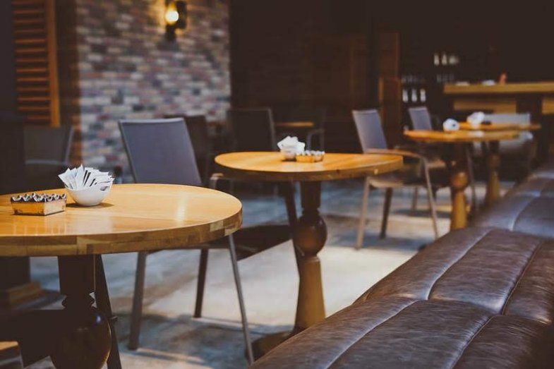 Prázdná restaurace, ilustrační fotografie.jpg Prázdná restaurace, ilustrační fotografie