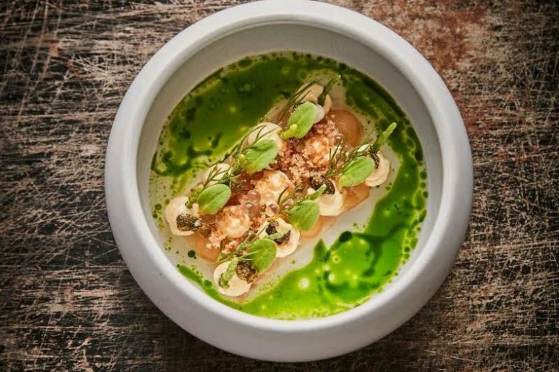 Restaurace Field šéfkuchaře Radka Kašpárka má zase hvězdičku.jpg Restaurace Field šéfkuchaře Radka Kašpárka má zase hvězdičku