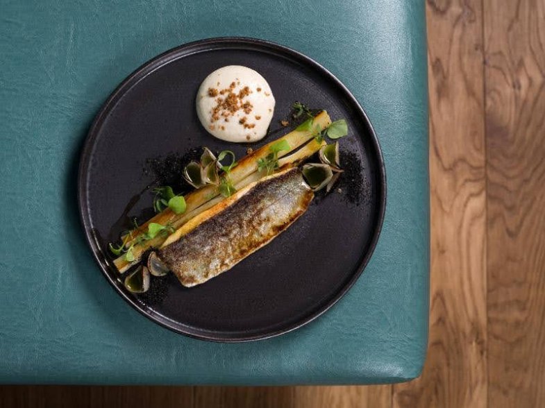 Jarní menu restaurace Artisan hotelu Marriottu Prague