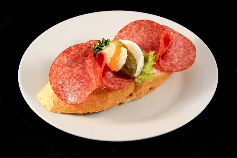 Chlebíček © Jakub Holzer (WMCZ), CC BY-SA 4.0.jpg Chlebíček © Jakub Holzer (WMCZ), CC BY-SA 4.0