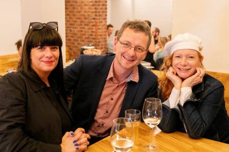 Hákovna Craft Beer Bar v suterénu Luma Terra Prague Hostel.jpg Hákovna Craft Beer Bar v suterénu Luma Terra Prague Hostel