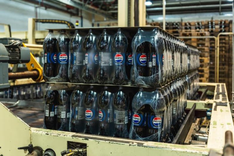 Rebranding Pepsi je v plném proudu, foto Mattoni 1873.jpg Rebranding Pepsi je v plném proudu, foto Mattoni 1873