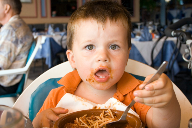 Děti si v restauracích dávají řízek, smažák nebo palačinky, foto Canva.png Děti si v restauracích dávají řízek, smažák nebo palačinky, foto Canva